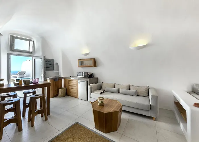 וילה Pura Vida Cave House אימרוביגלי